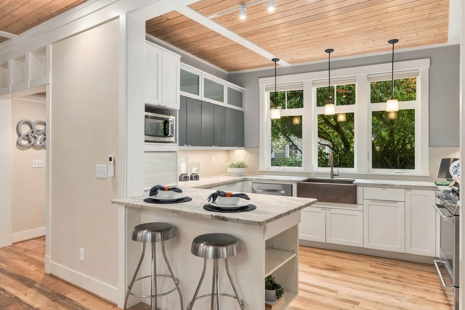 13420 NE 111th Court , Redmond, WA 98052