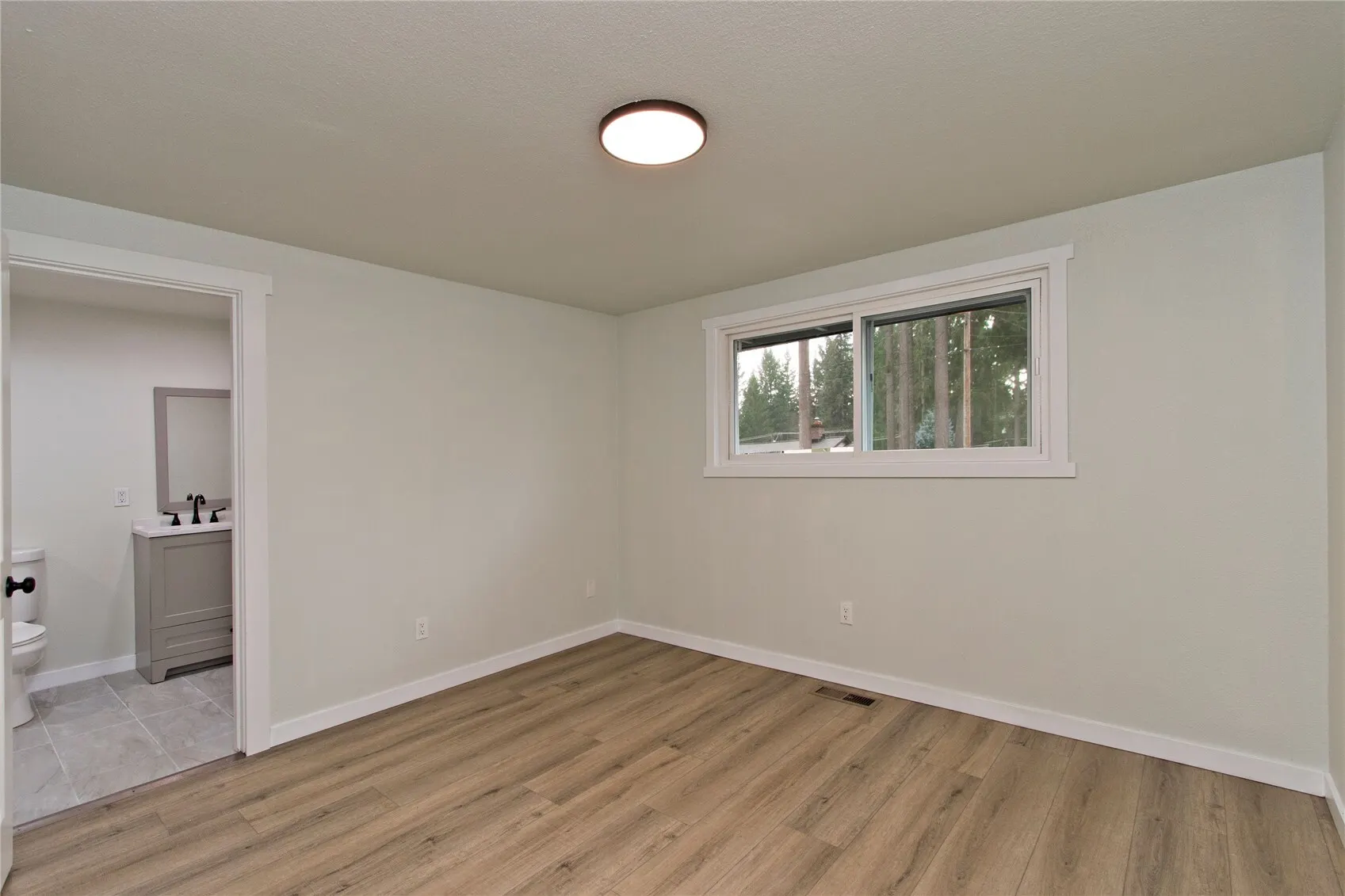 15326 SE 307th Street , Kent, WA 98042