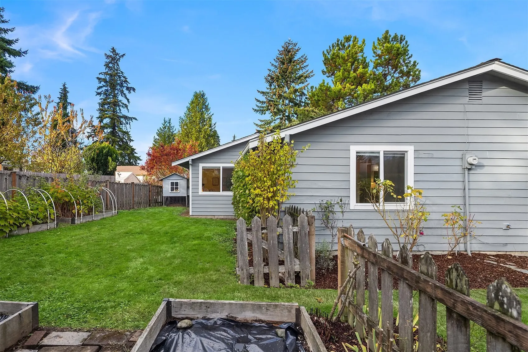 12427 NE 157th Street , Woodinville, WA 98072
