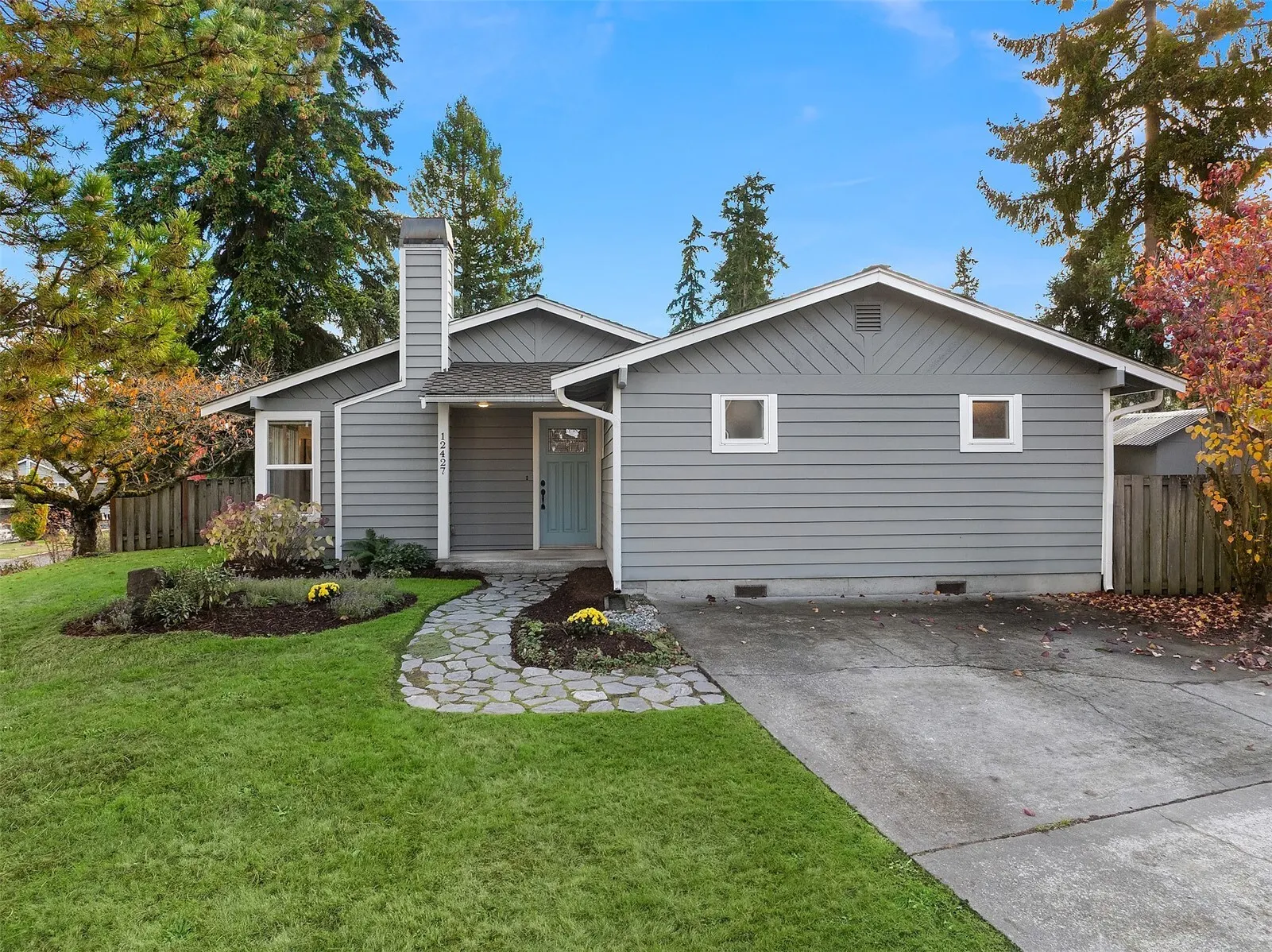 12427 NE 157th Street , Woodinville, WA 98072