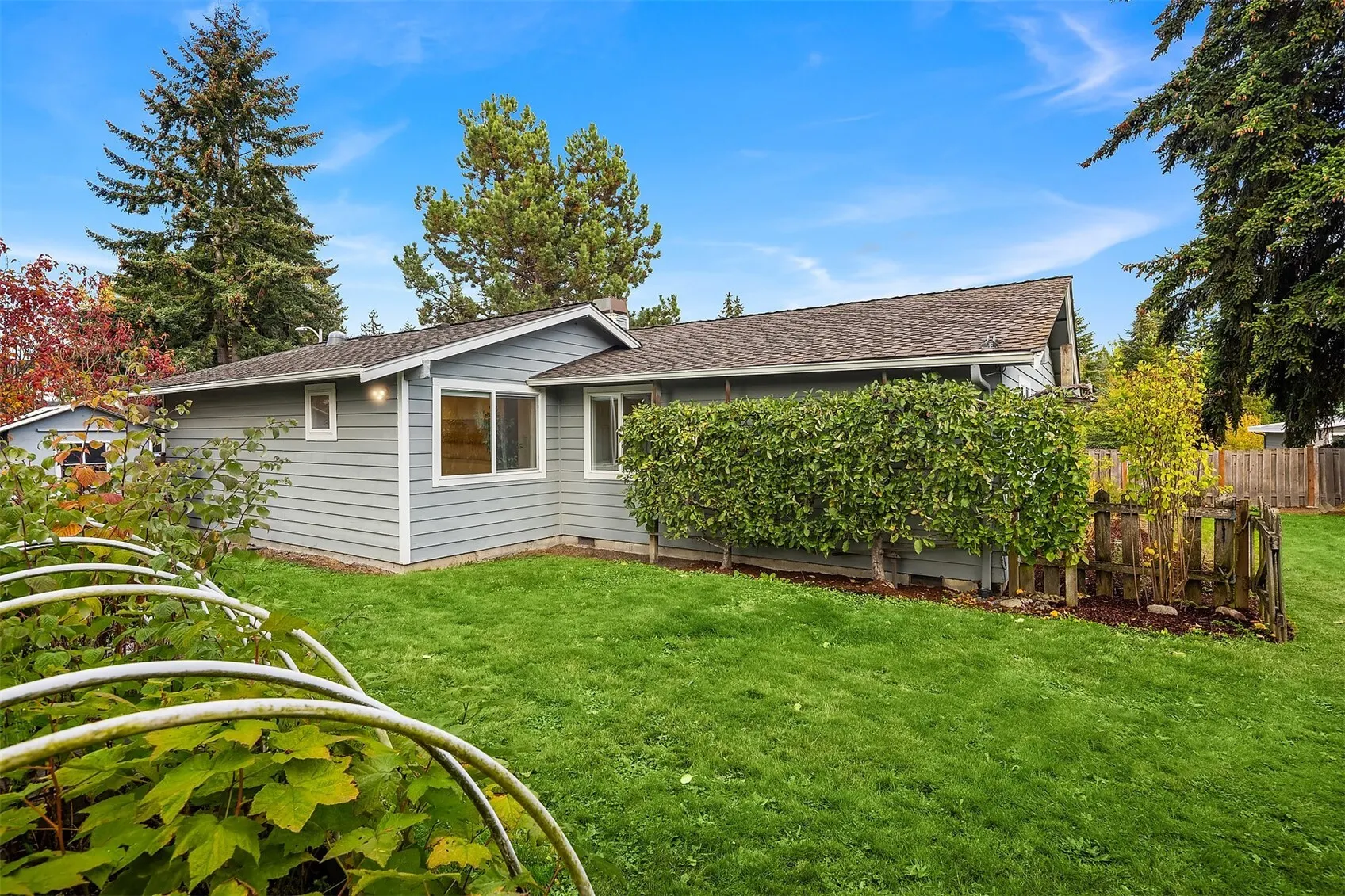12427 NE 157th Street , Woodinville, WA 98072