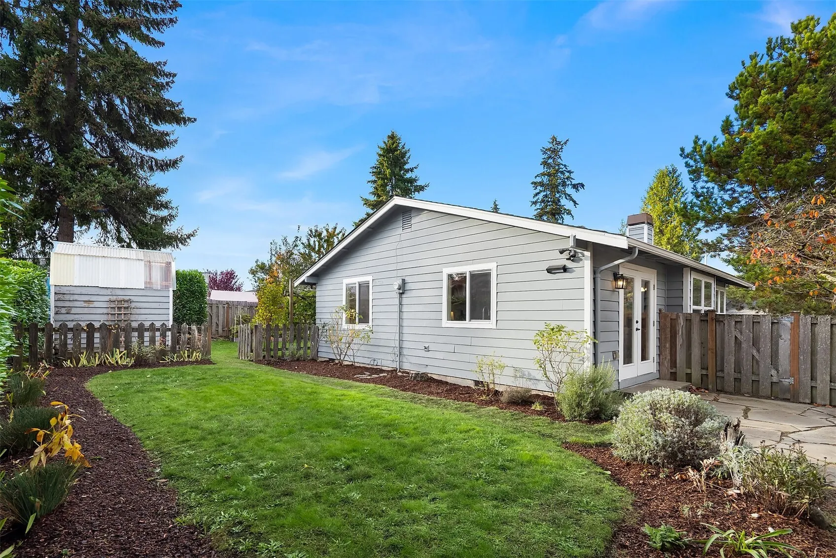 12427 NE 157th Street , Woodinville, WA 98072