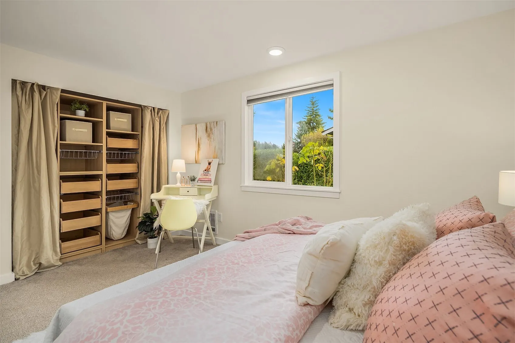 12427 NE 157th Street , Woodinville, WA 98072