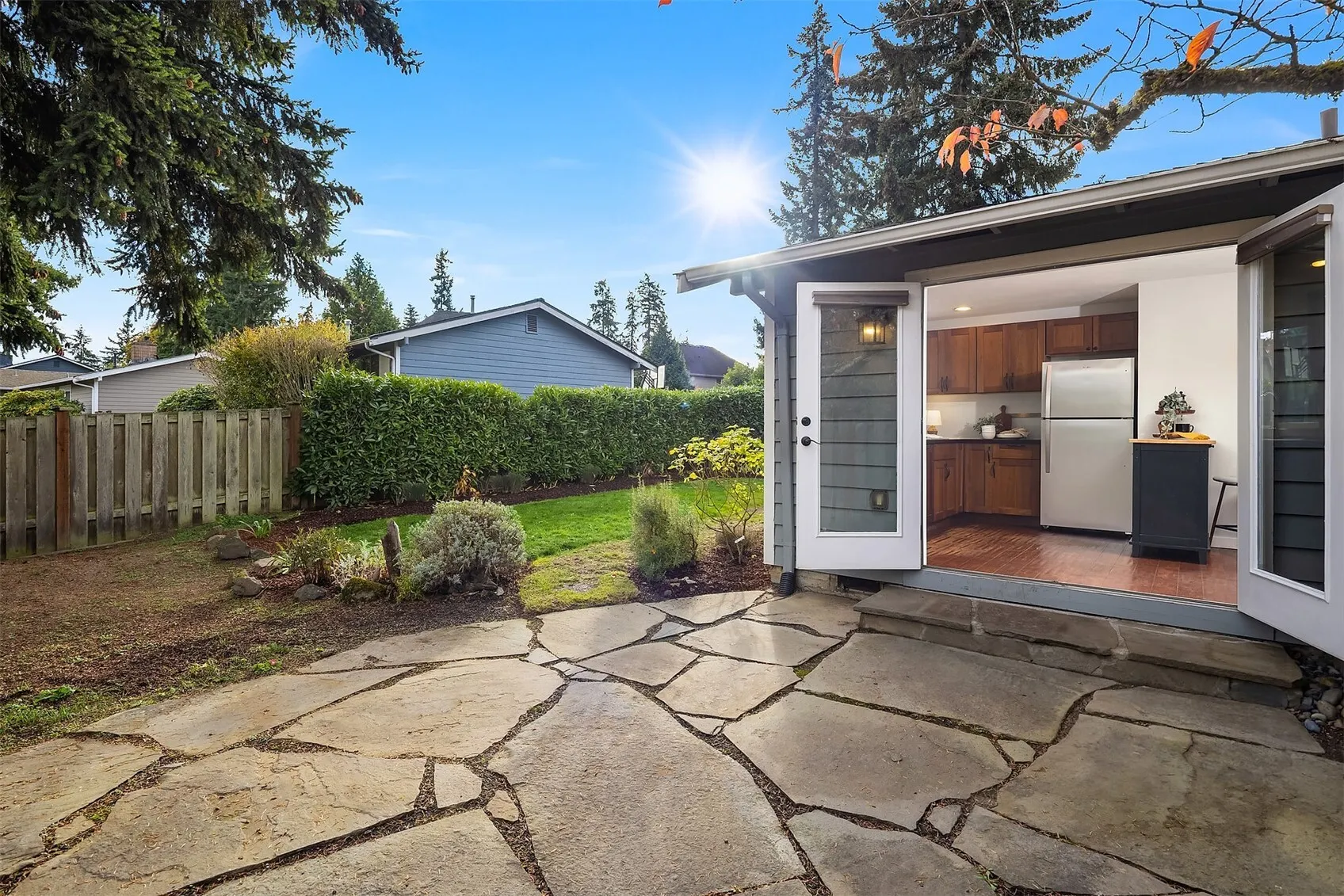 12427 NE 157th Street , Woodinville, WA 98072