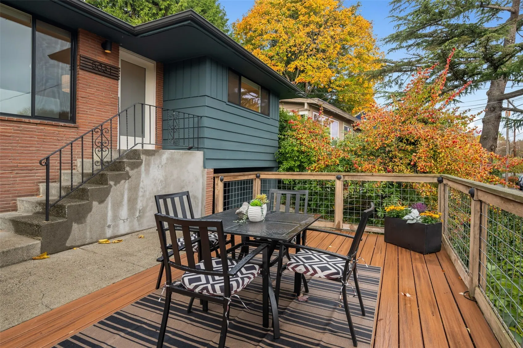 5031 39th Avenue NE, Seattle, WA 98105