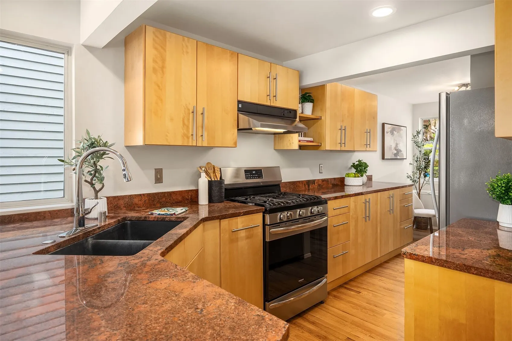 4612 47th Avenue S, Seattle, WA 98118