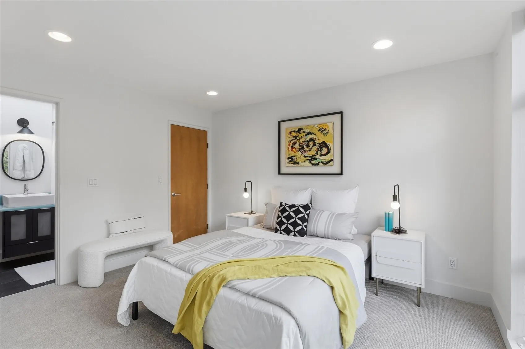 2601 3rd Avenue W, Seattle, WA 98119