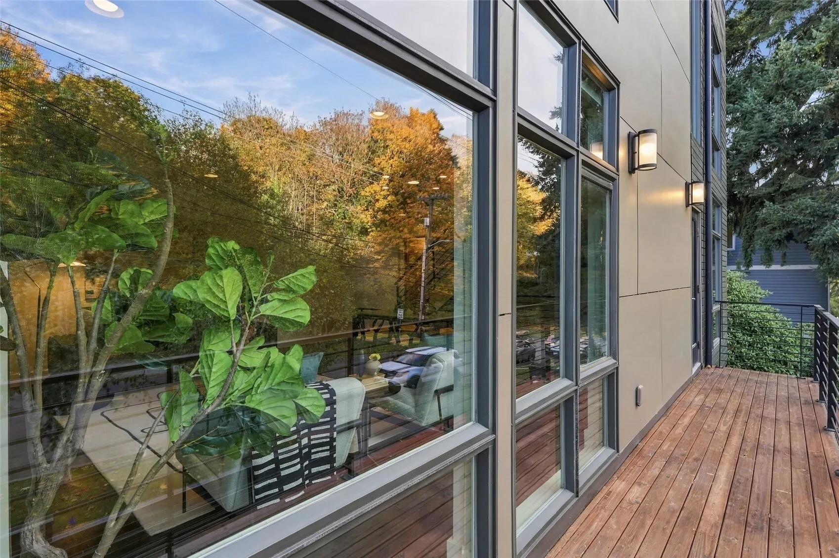 2601 3rd Avenue W, Seattle, WA 98119