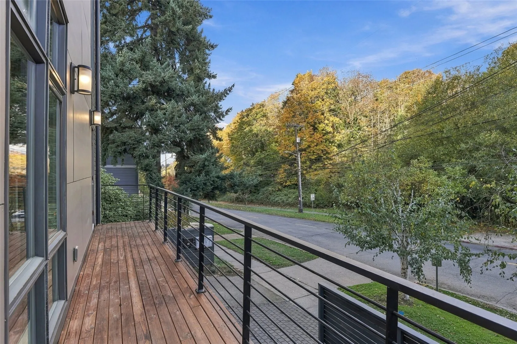 2601 3rd Avenue W, Seattle, WA 98119