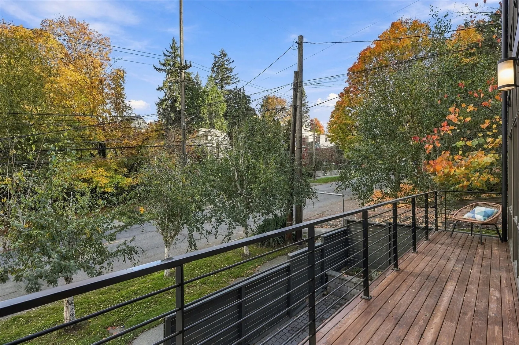 2601 3rd Avenue W, Seattle, WA 98119