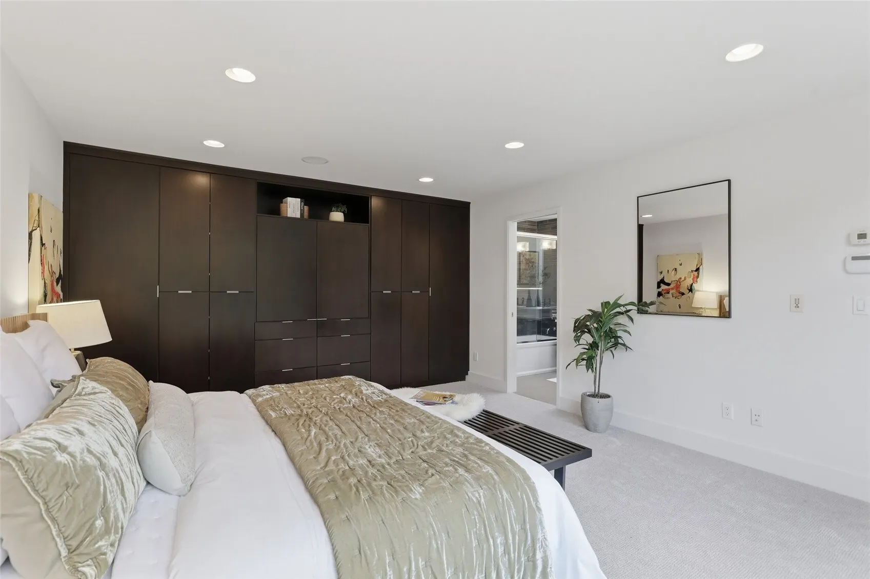 2601 3rd Avenue W, Seattle, WA 98119