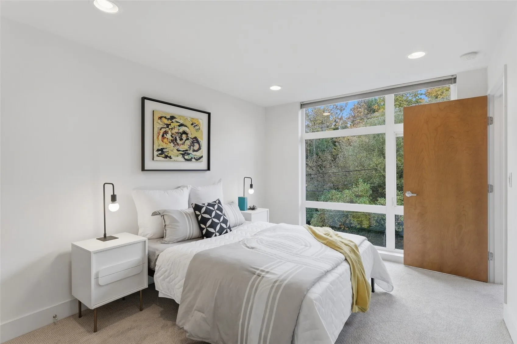 2601 3rd Avenue W, Seattle, WA 98119