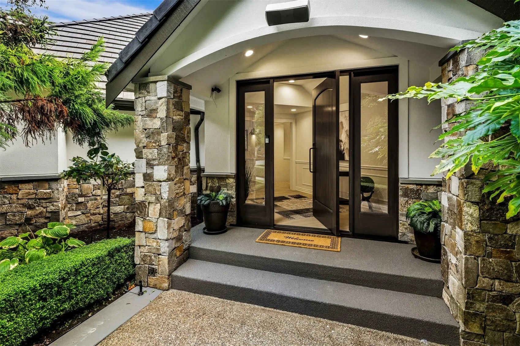 3026 140th Avenue NE, Bellevue, WA 98005