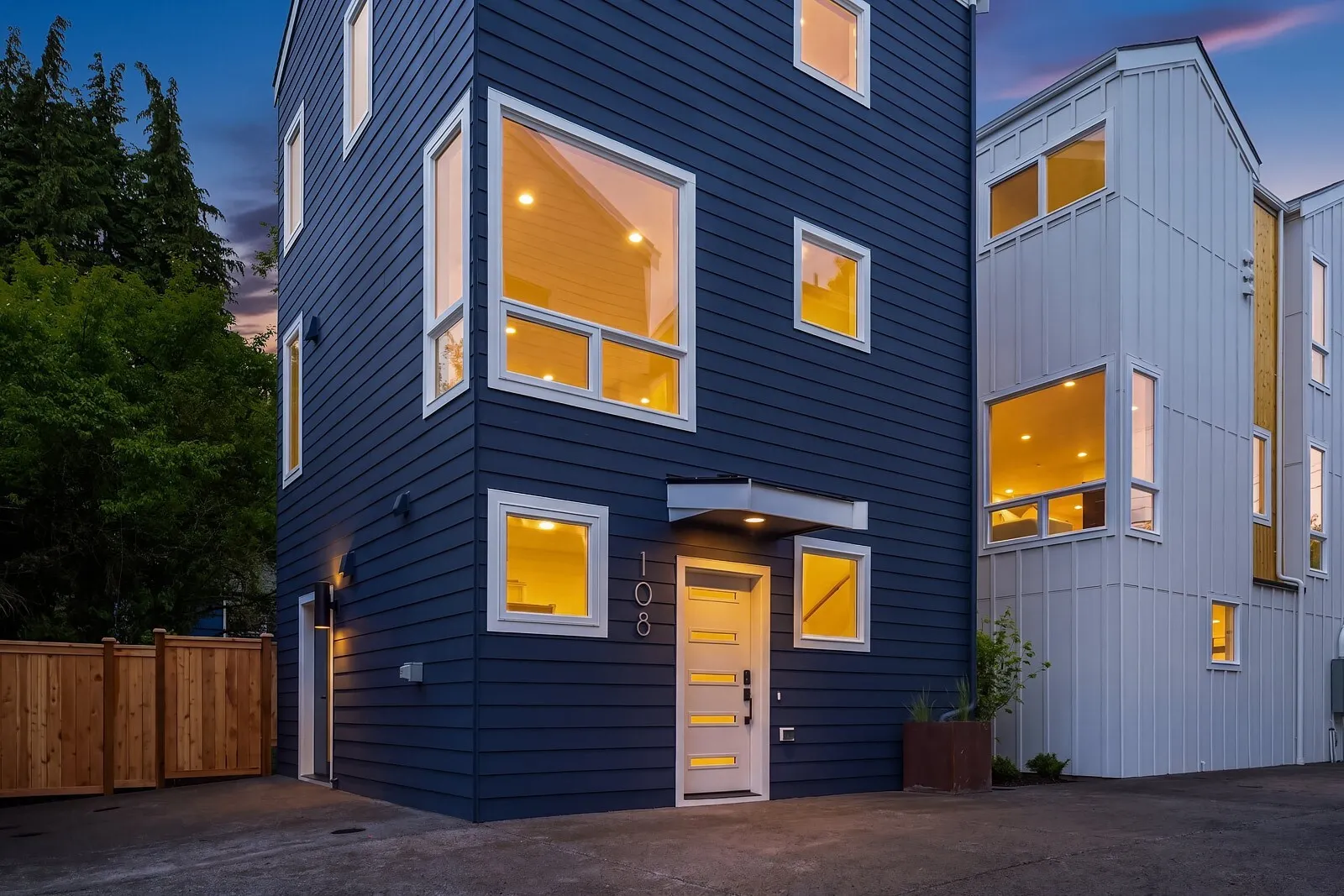 108 29th Avenue E, Seattle, WA 98112