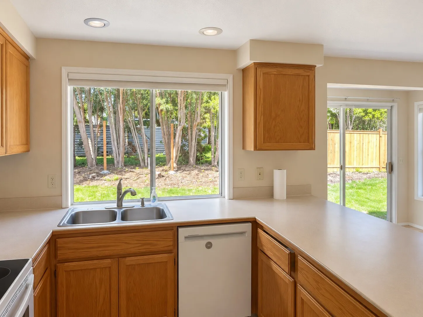 25709 118th Place SE, Kent, WA 98030