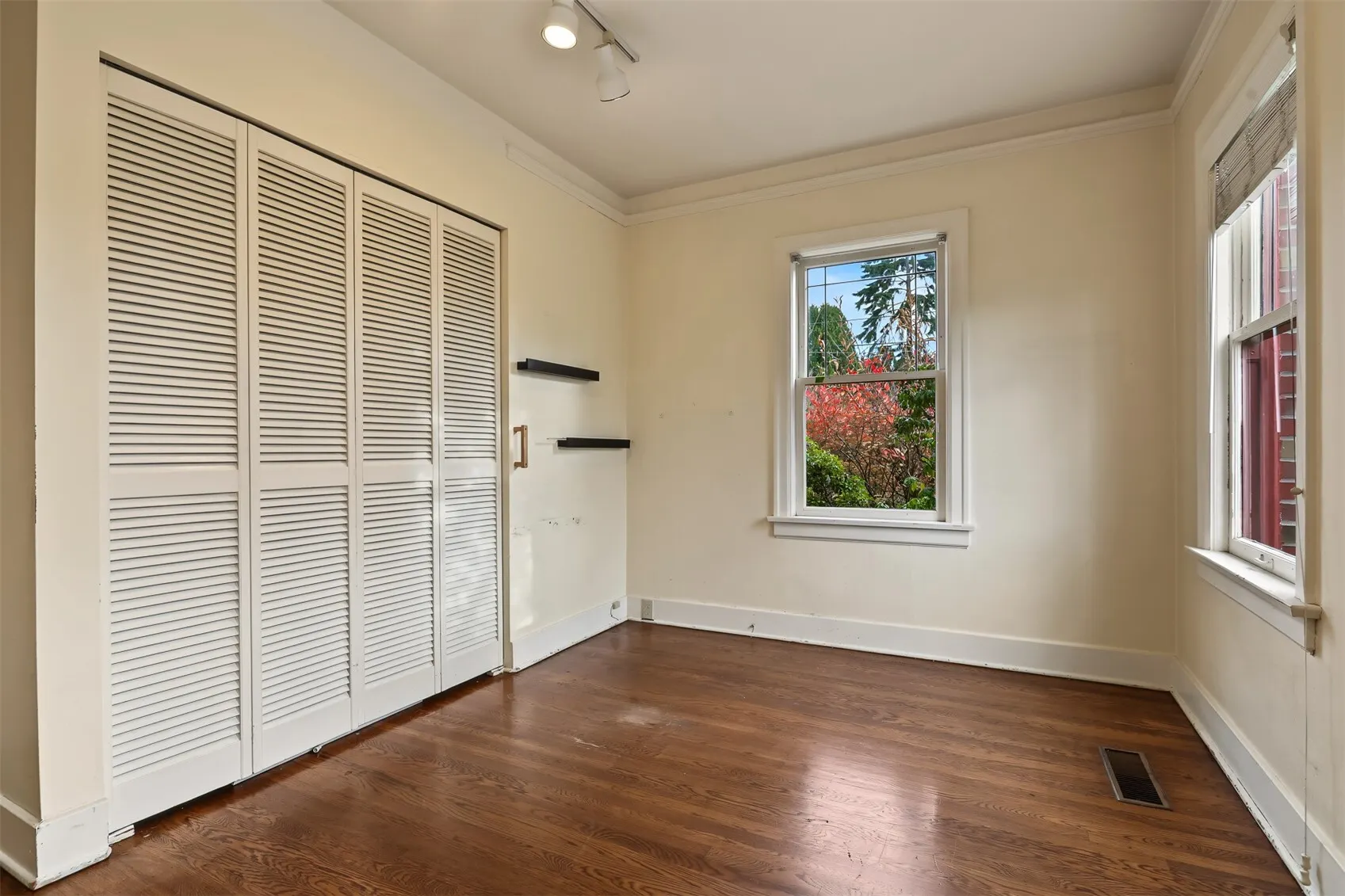 2918 NW Esplanade , Seattle, WA 98117