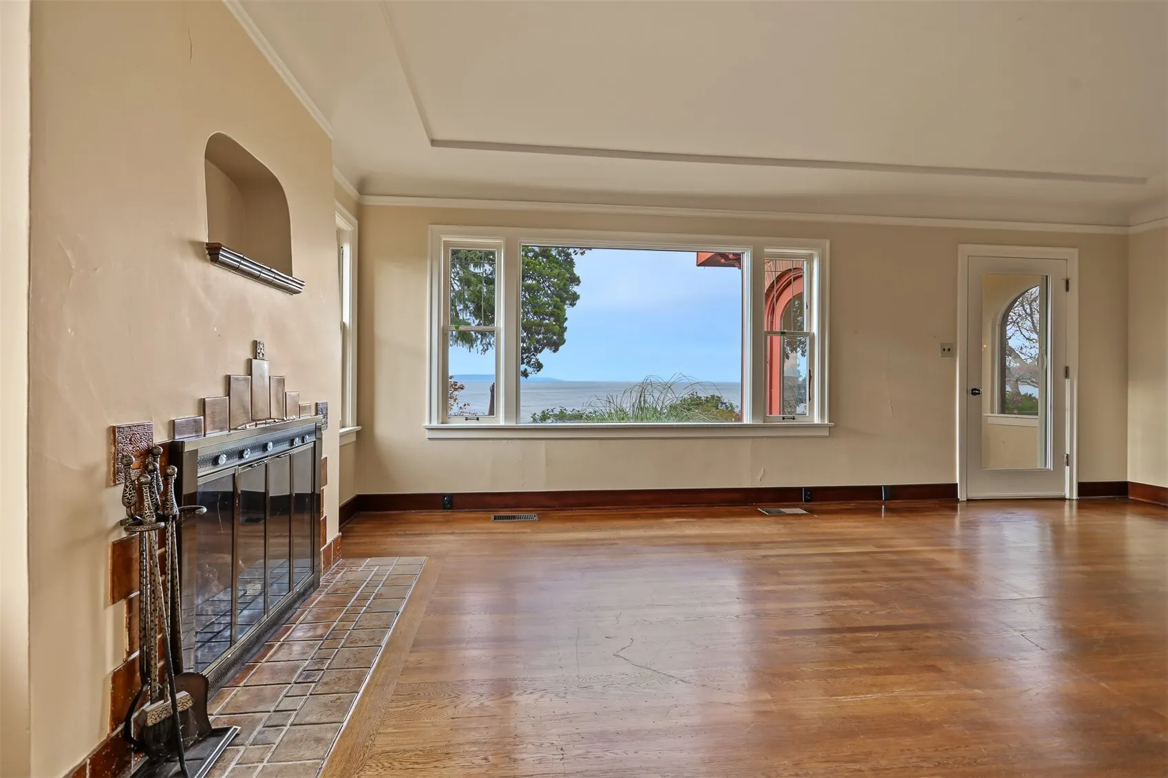 2918 NW Esplanade , Seattle, WA 98117