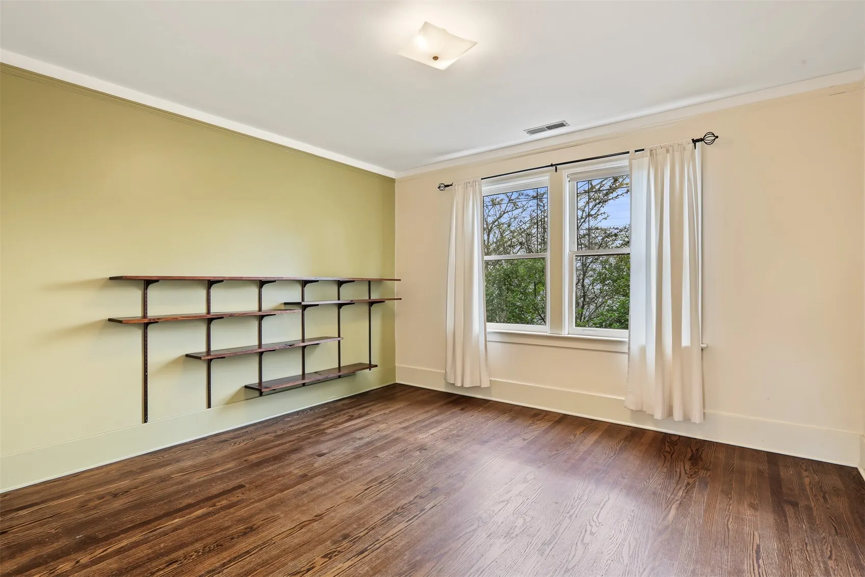 2918 NW Esplanade , Seattle, WA 98117
