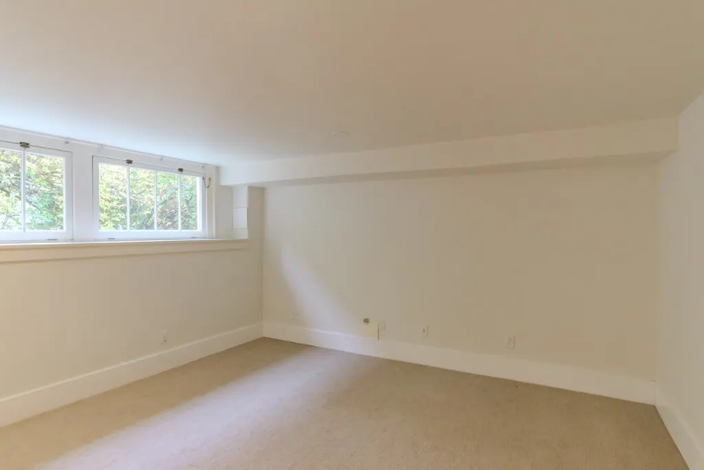 6275 20th Avenue NE, Seattle, WA 98115