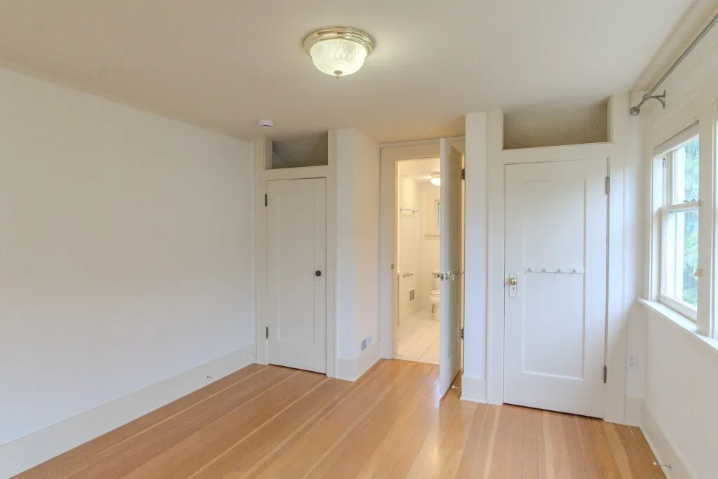 6275 20th Avenue NE, Seattle, WA 98115