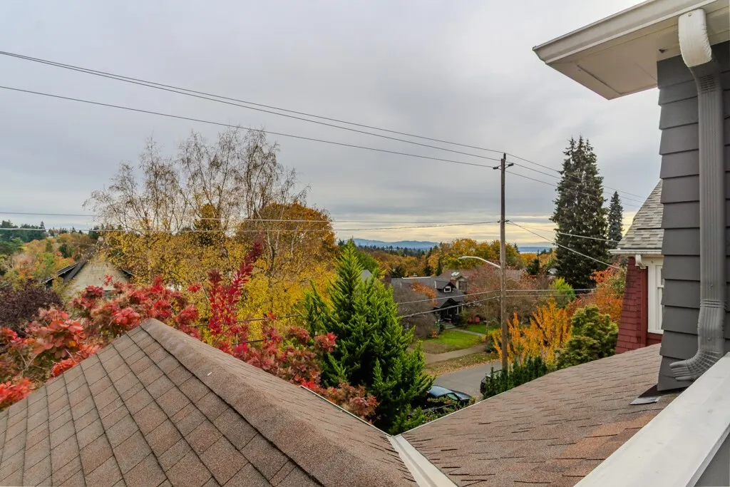 6275 20th Avenue NE, Seattle, WA 98115