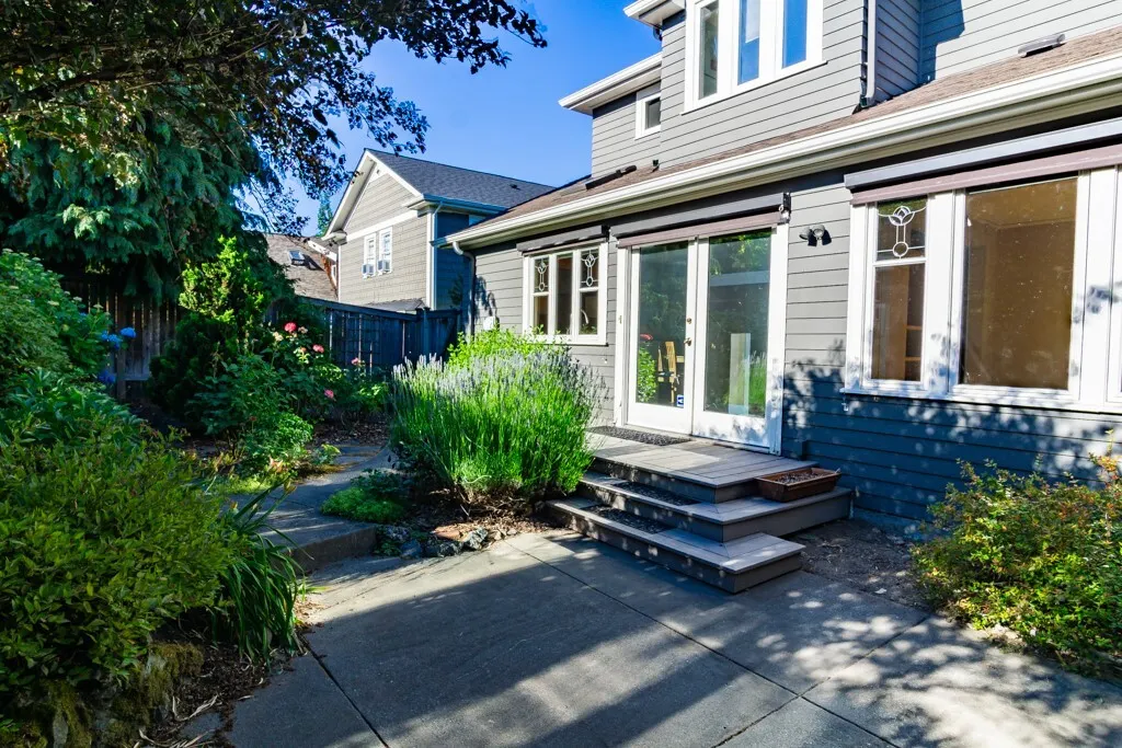 6275 20th Avenue NE, Seattle, WA 98115