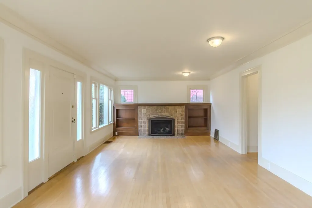 6275 20th Avenue NE, Seattle, WA 98115