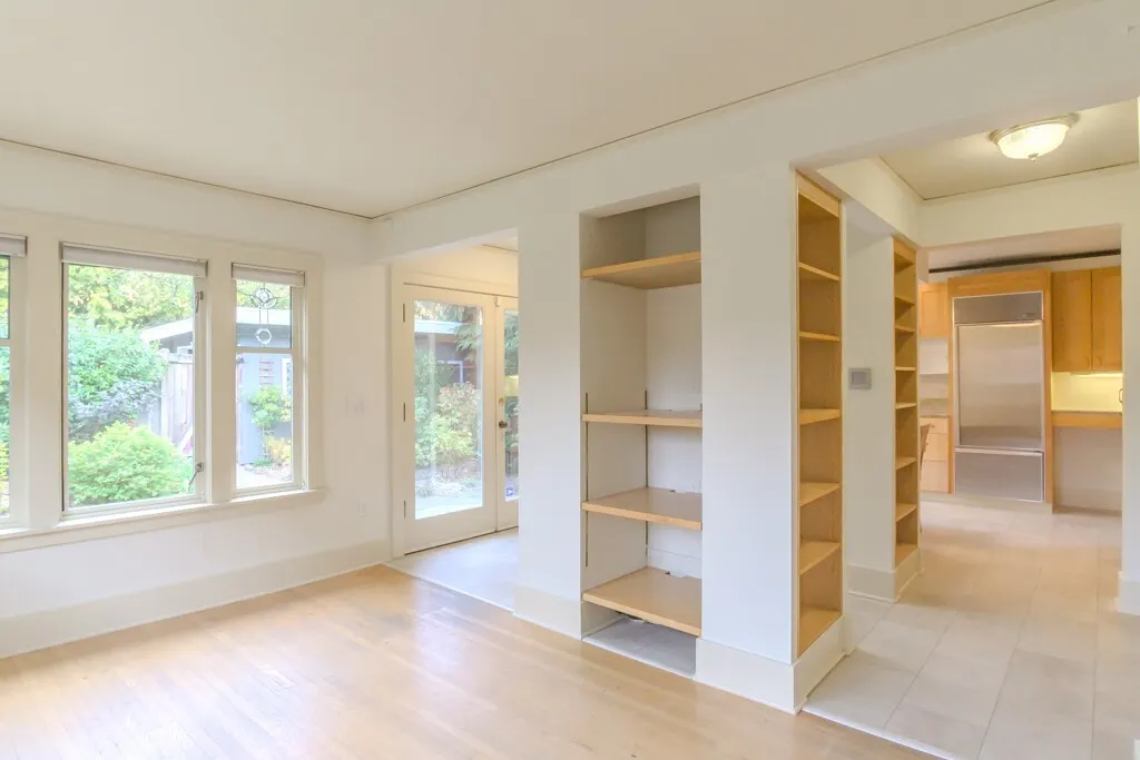 6275 20th Avenue NE, Seattle, WA 98115