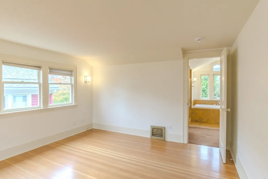 6275 20th Avenue NE, Seattle, WA 98115