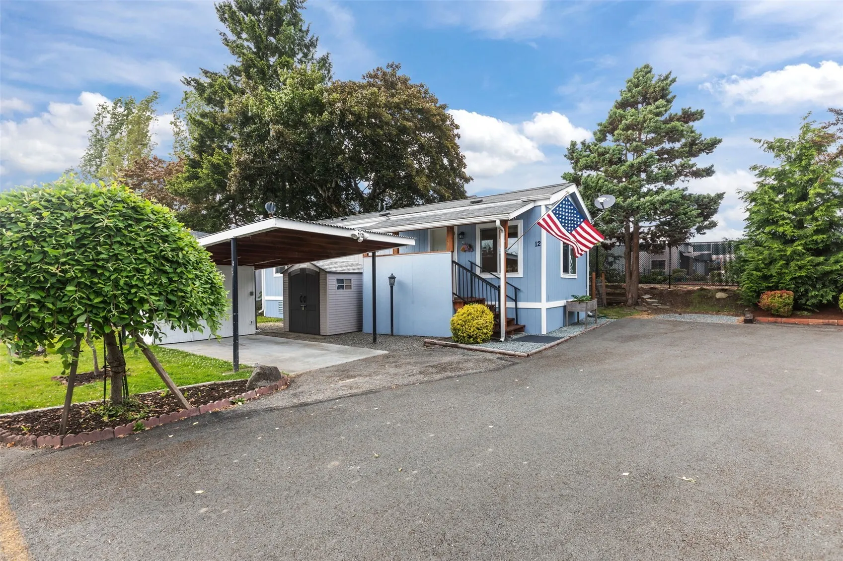 14322 Admiralty Way #12, Lynnwood, WA 98087