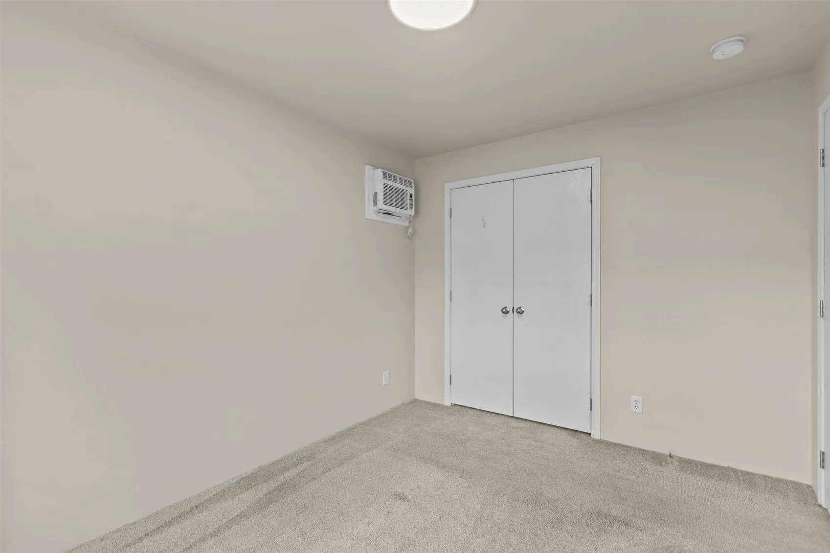 14322 Admiralty Way #12, Lynnwood, WA 98087