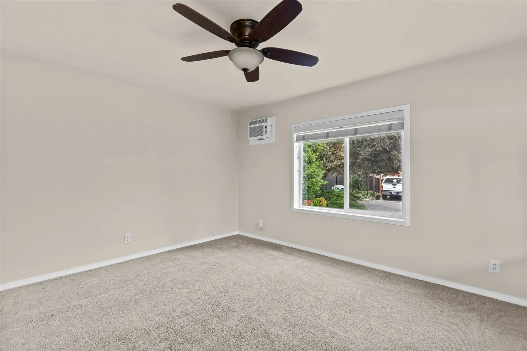 14322 Admiralty Way #12, Lynnwood, WA 98087