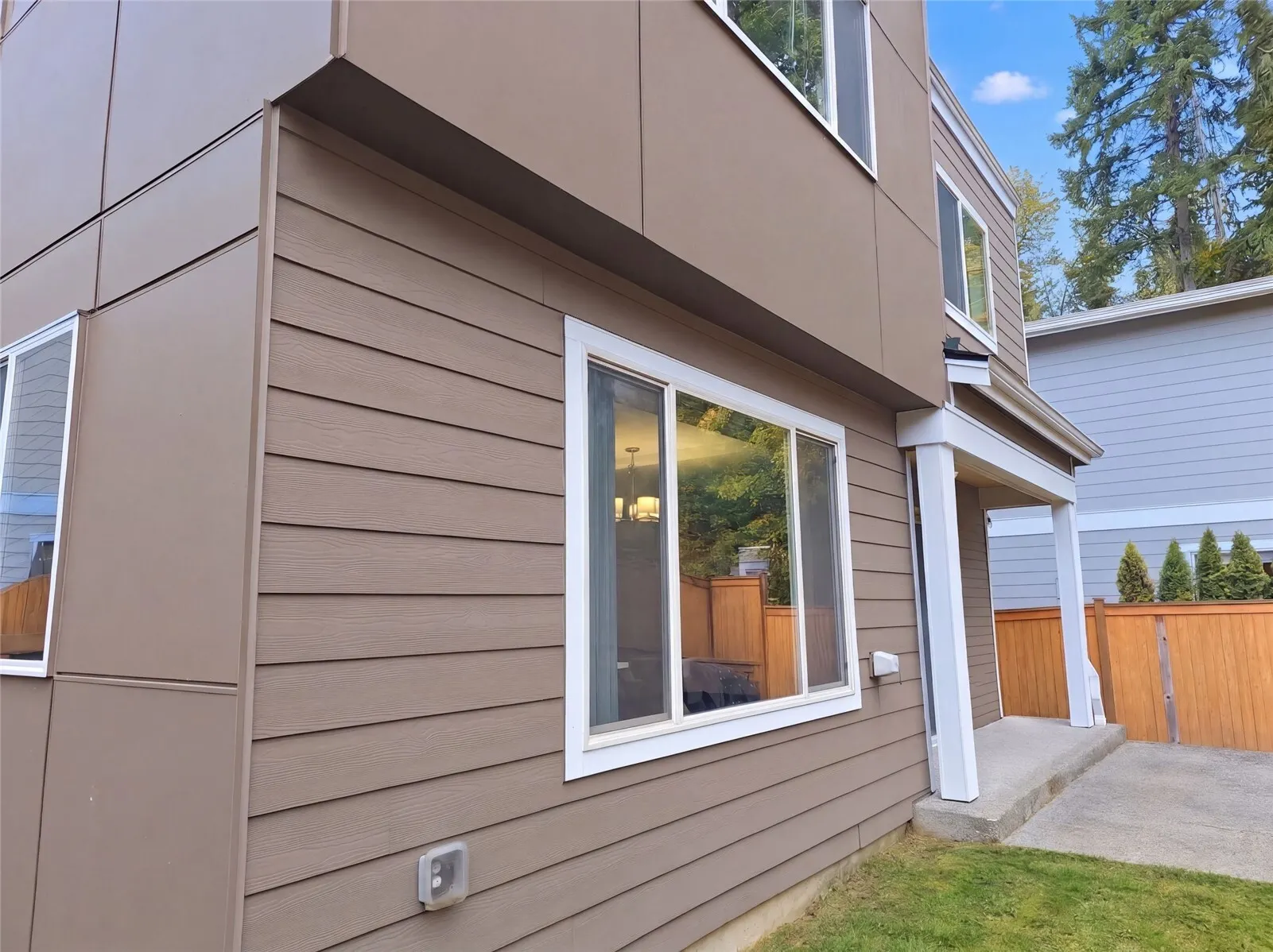 18320 3rd Drive SE, Bothell, WA 98012
