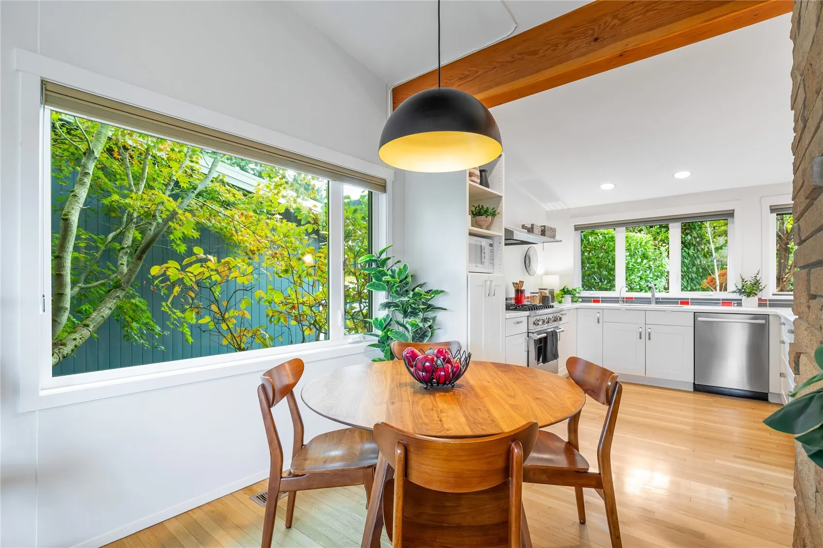 10311 61st Avenue S, Seattle, WA 98178