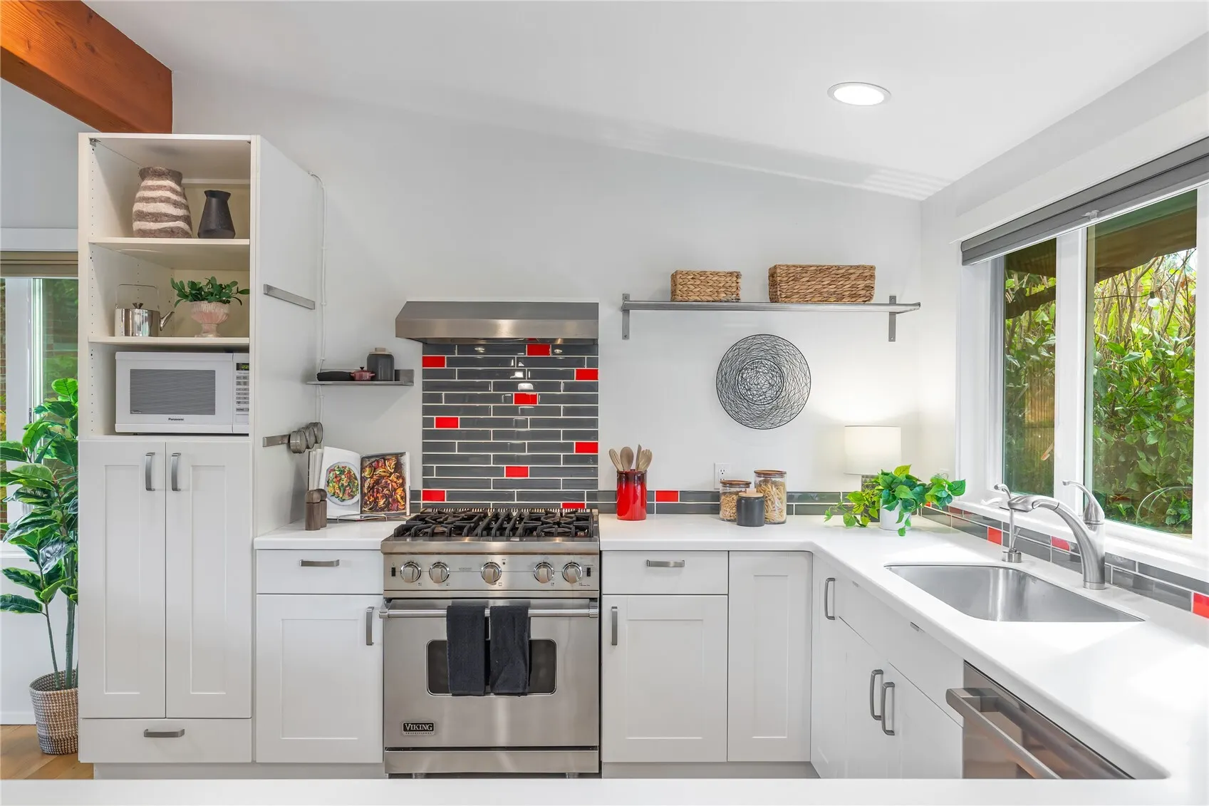 10311 61st Avenue S, Seattle, WA 98178