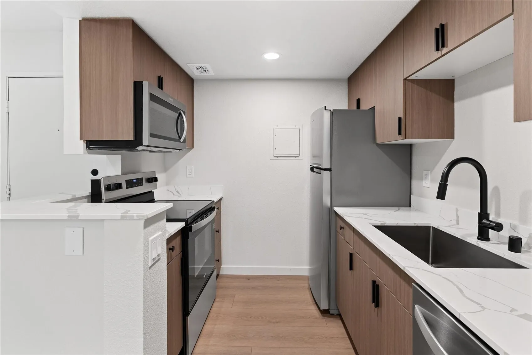 14645 NE 34th Street #C24, Bellevue, WA 98007