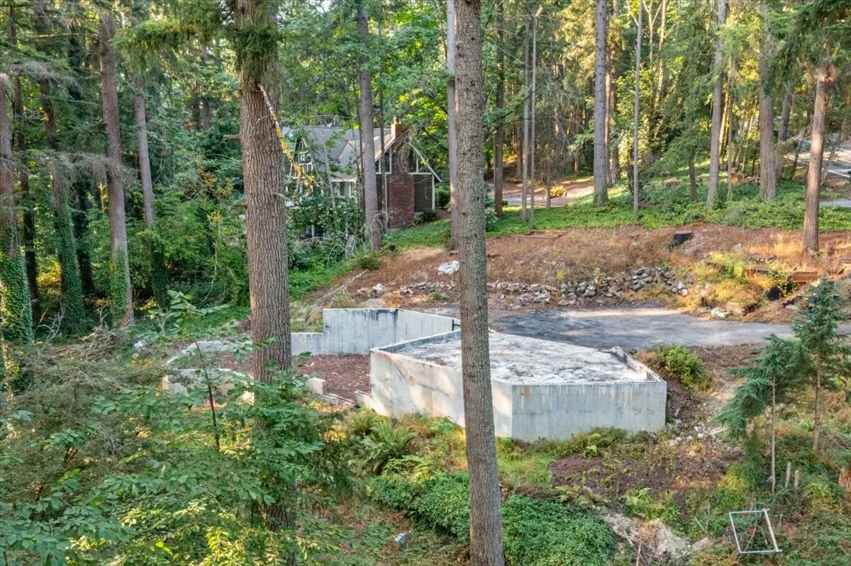 15009 245th Avenue SE, Issaquah, WA 98027
