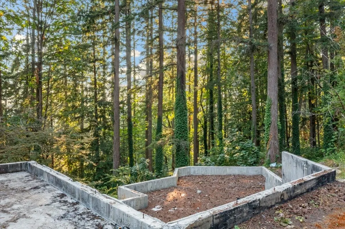 15009 245th Avenue SE, Issaquah, WA 98027