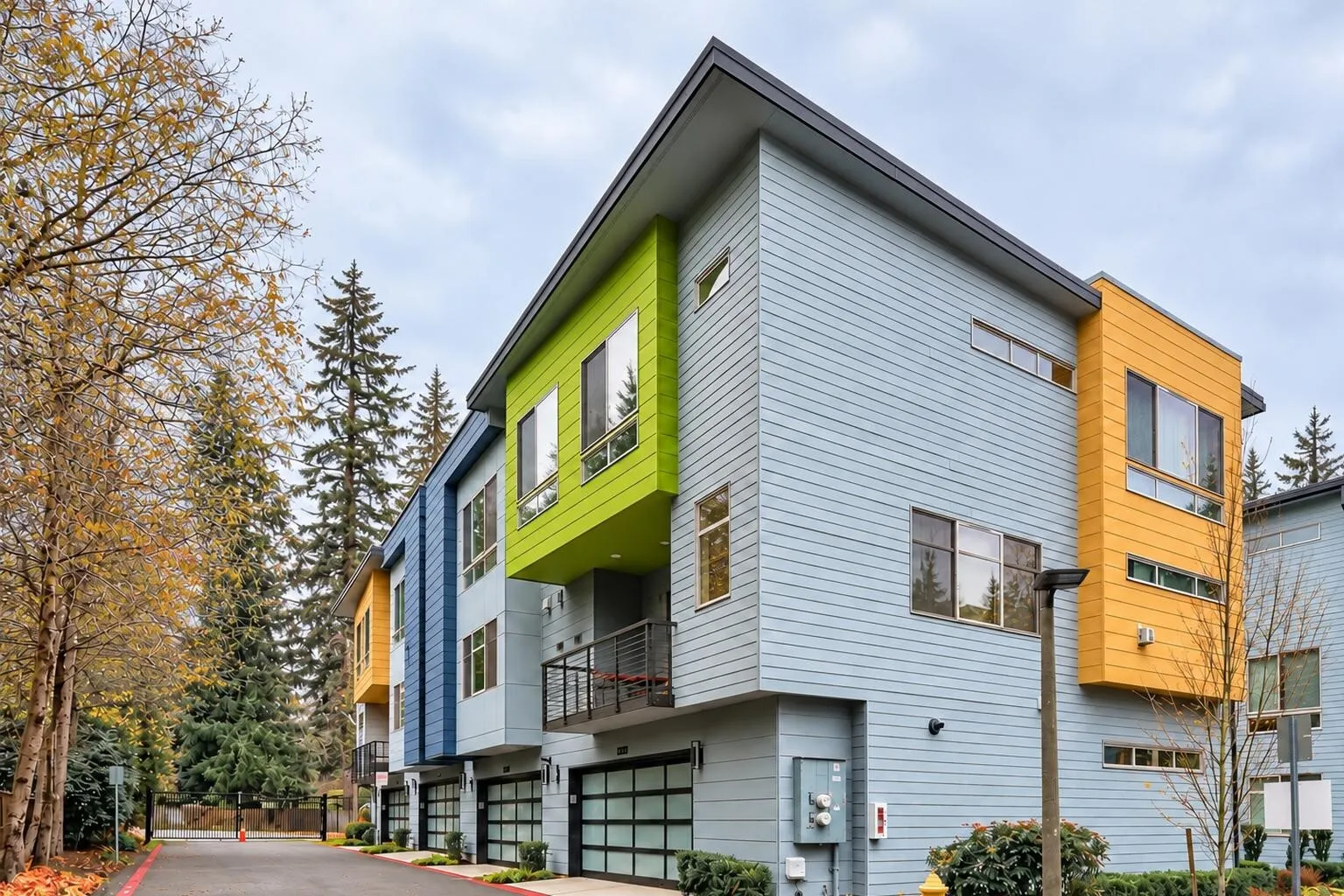 16322 NE 12th Place #A-1, Bellevue, WA 98008