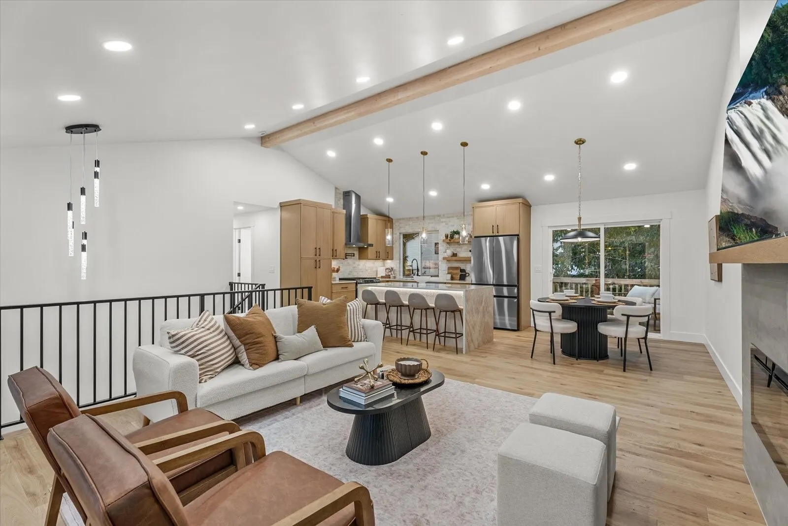 12916 NE 136th Place , Kirkland, WA 98034