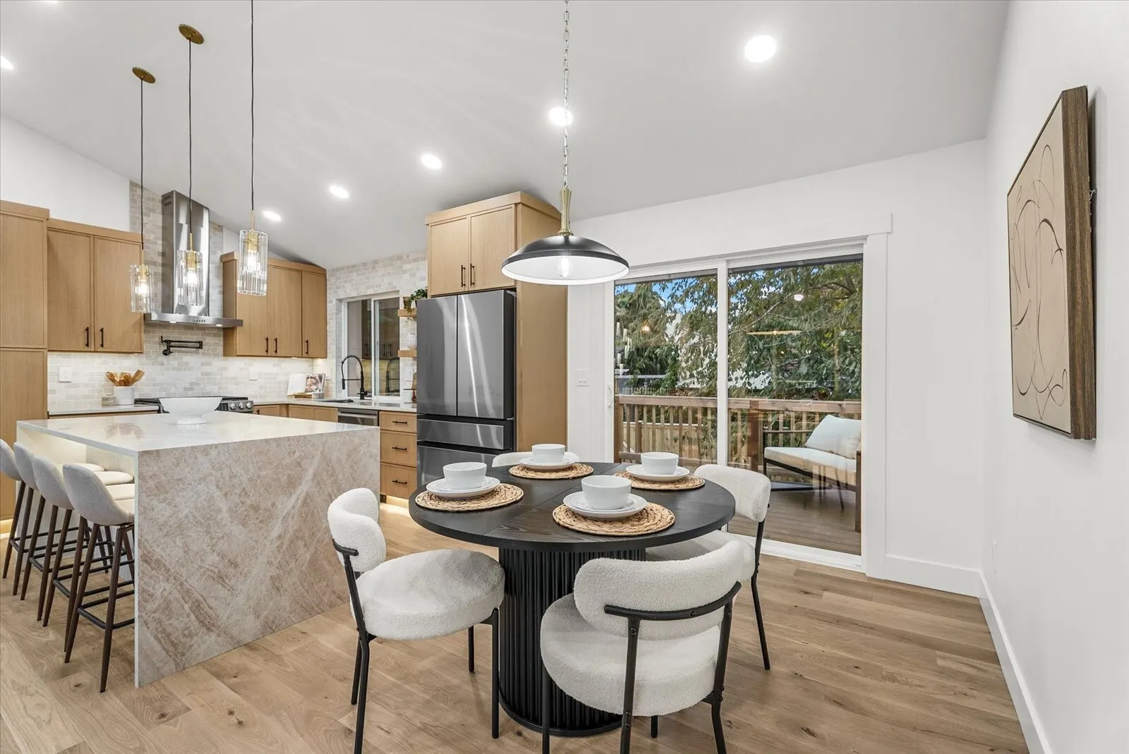 12916 NE 136th Place , Kirkland, WA 98034