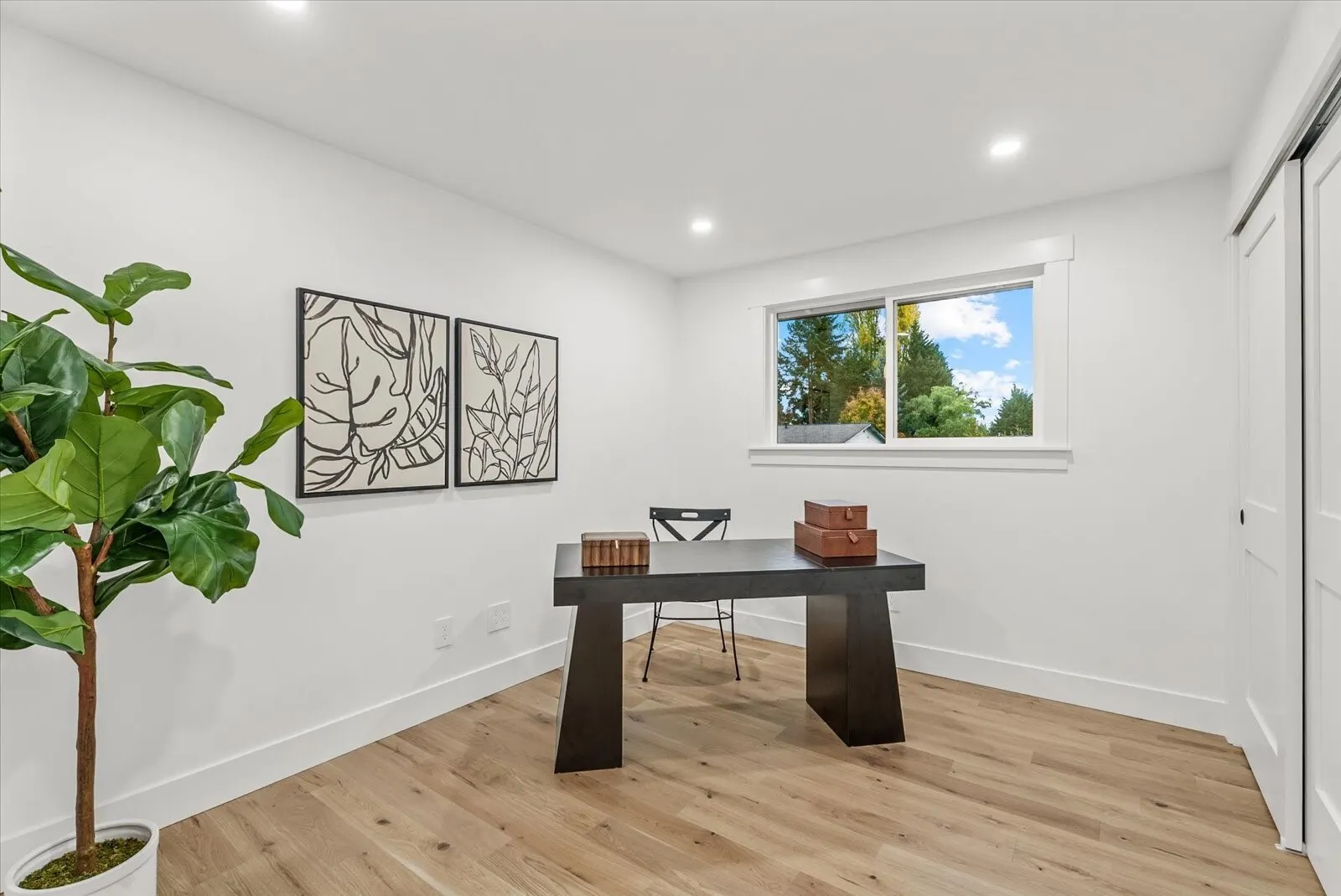 12916 NE 136th Place , Kirkland, WA 98034