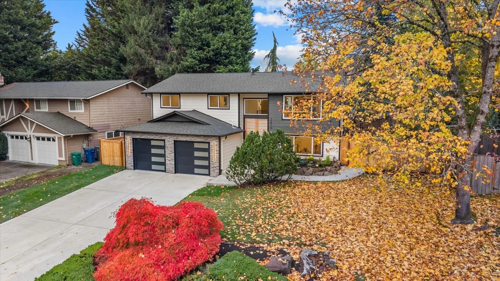 12916 NE 136th Place , Kirkland, WA 98034