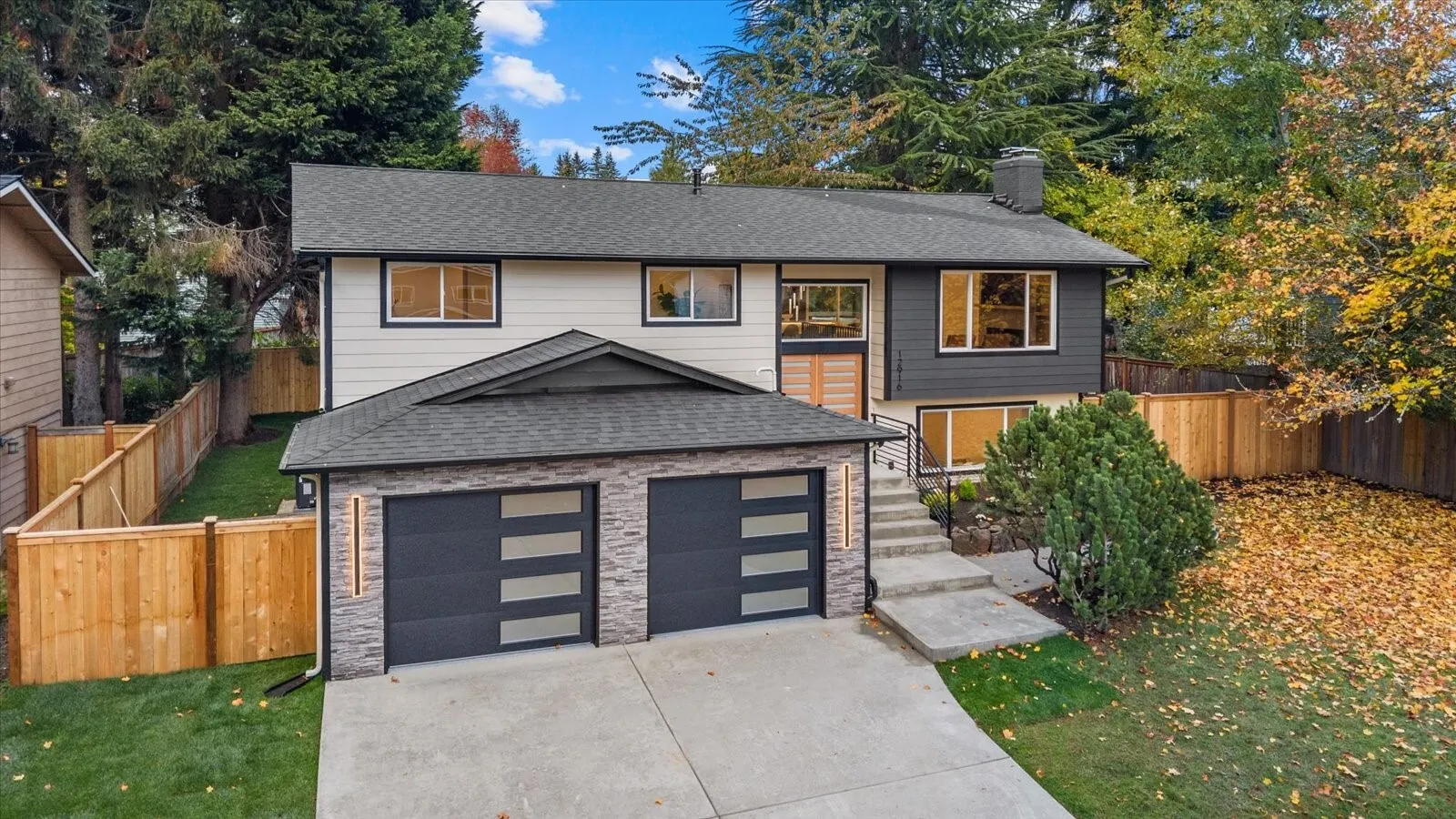 12916 NE 136th Place , Kirkland, WA 98034