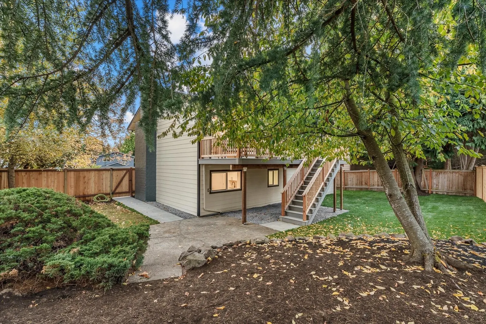 12916 NE 136th Place , Kirkland, WA 98034