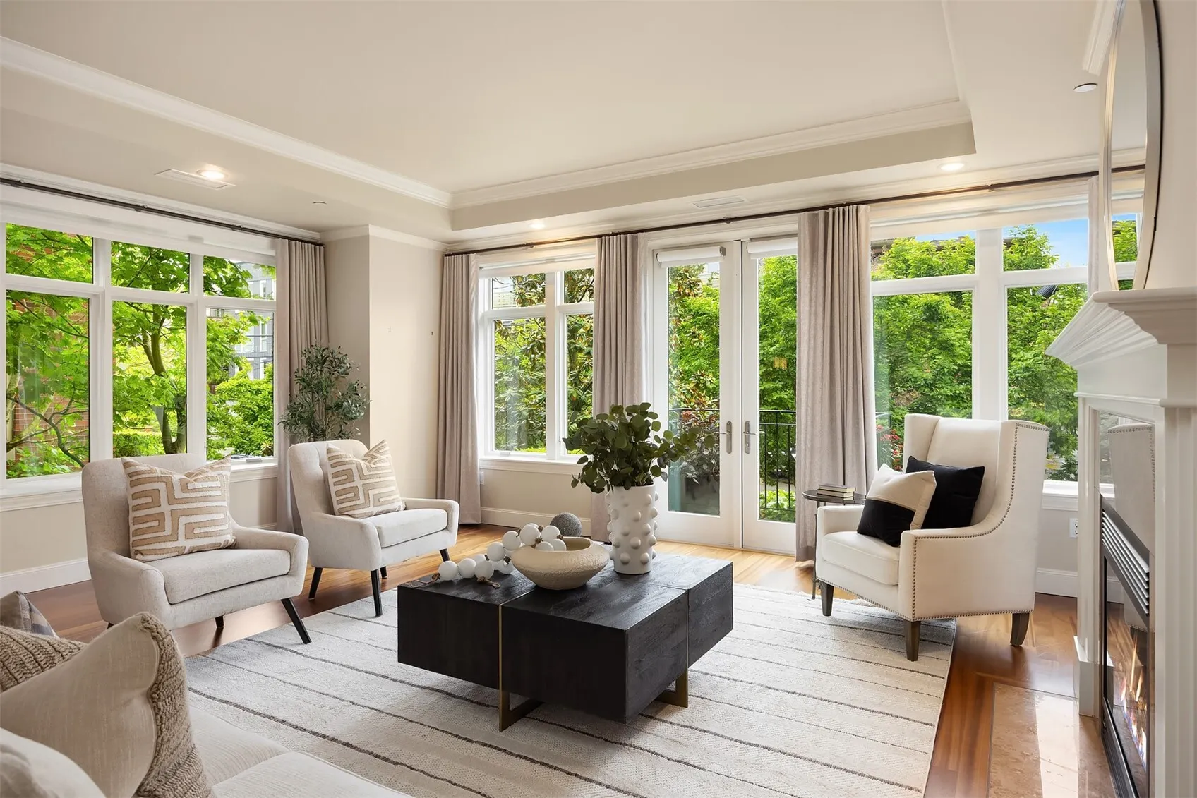 725 Harvard Avenue E, Seattle, WA 98102