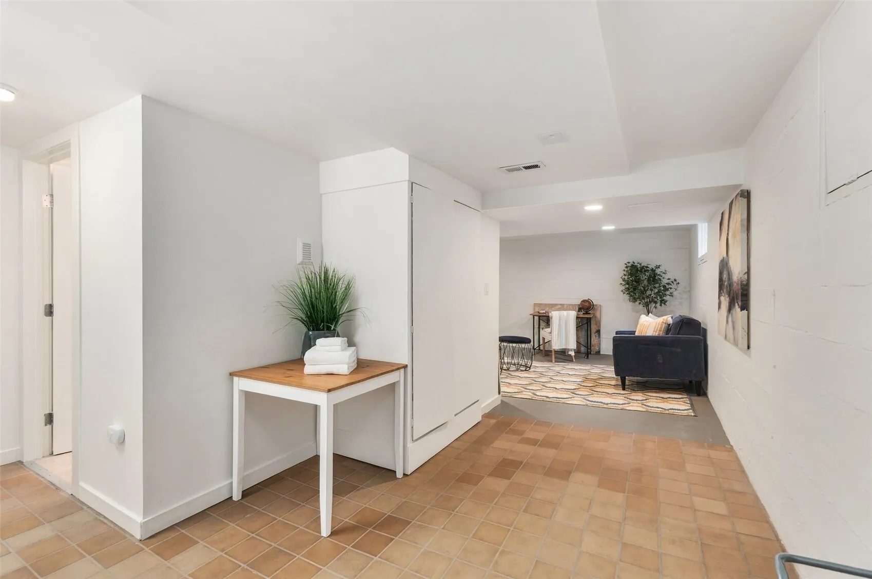 124 6th Avenue , Kirkland, WA 98033