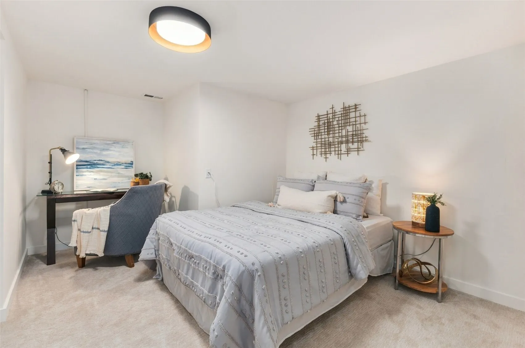 124 6th Avenue , Kirkland, WA 98033
