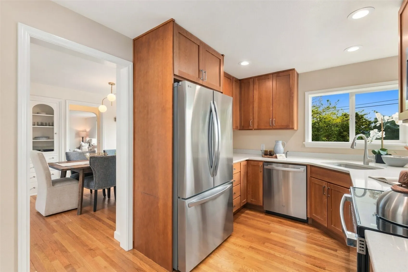 124 6th Avenue , Kirkland, WA 98033