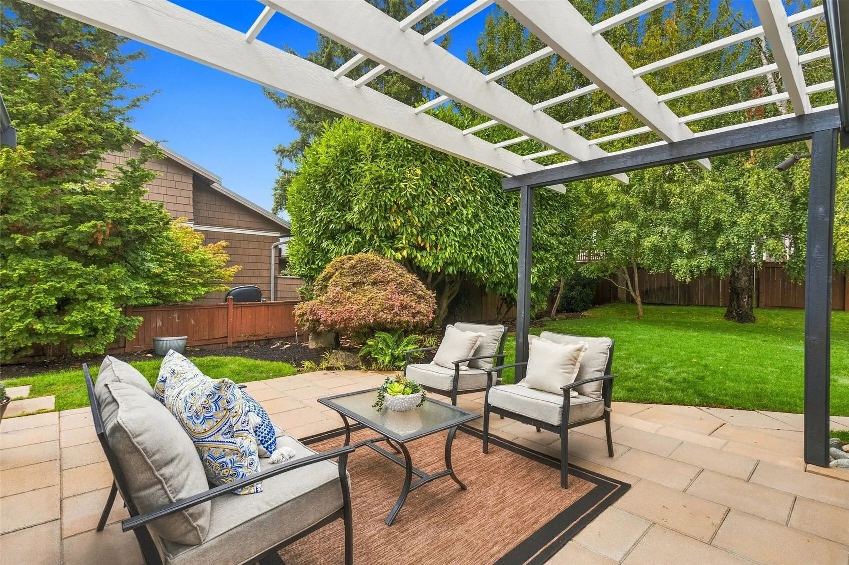 124 6th Avenue , Kirkland, WA 98033